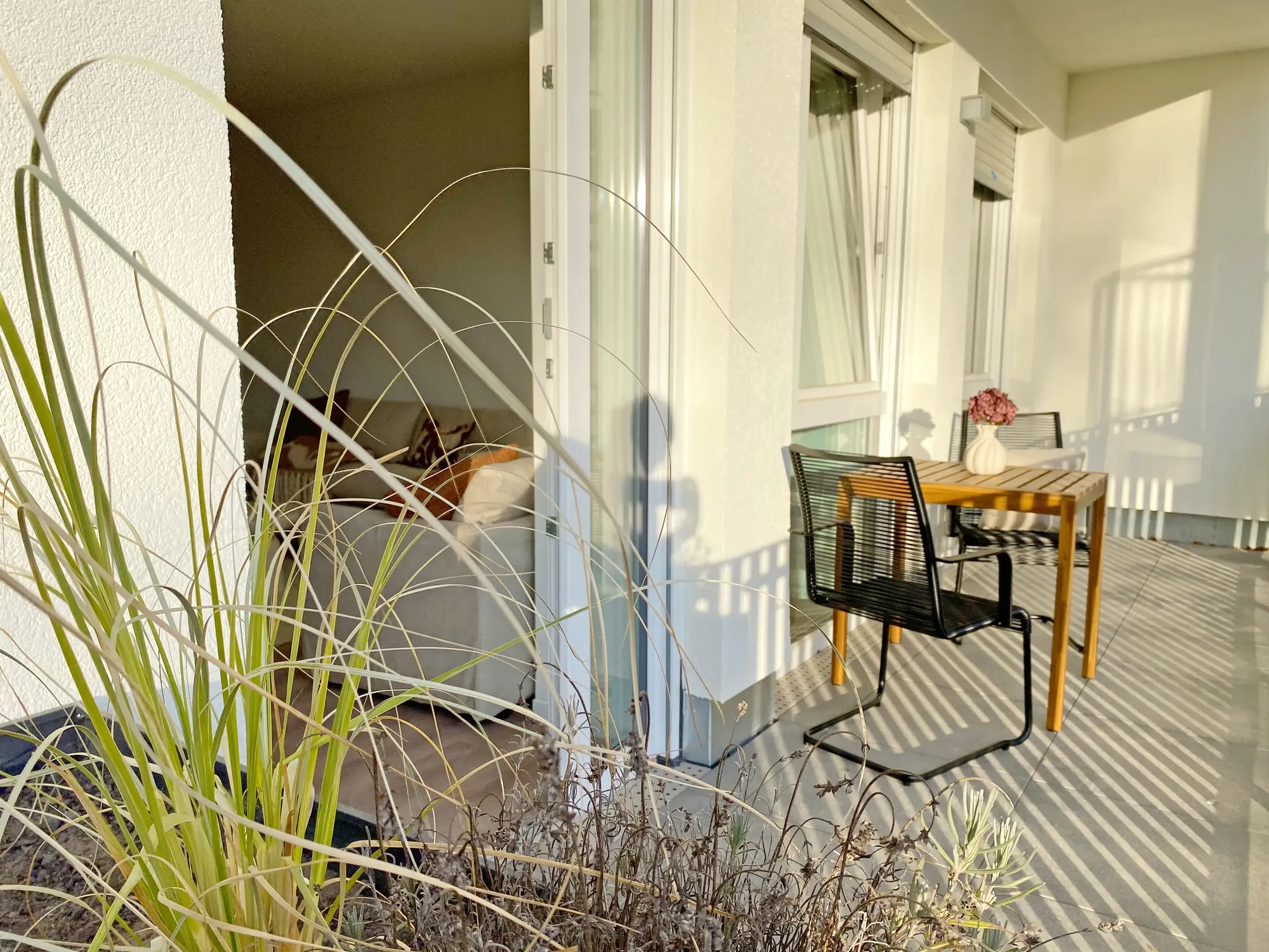 Barrierarme Mietwohnung im Grünen Herzen, Aufzug, Schwimmbad, Restauarnt Nr.30