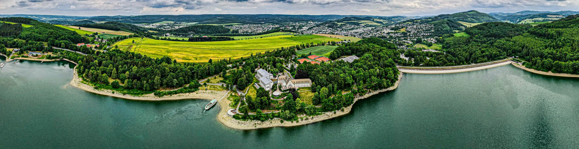 Blick über das Sauerland bei Meschede